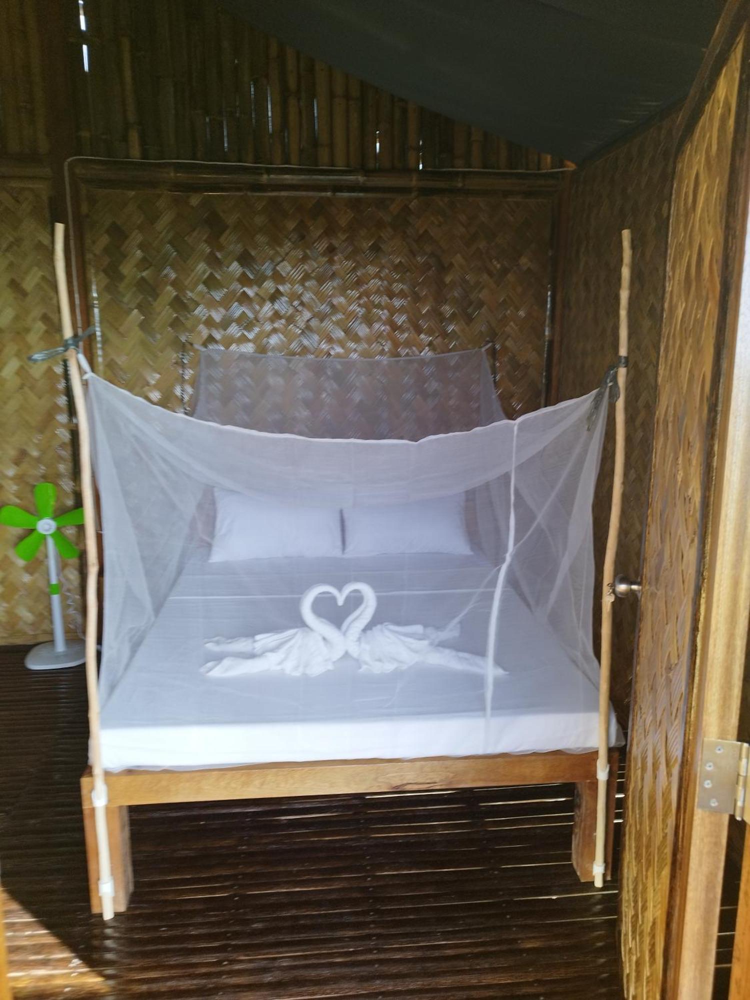 Ocean Green Eco Lodge Puerto Princesa Exterior photo