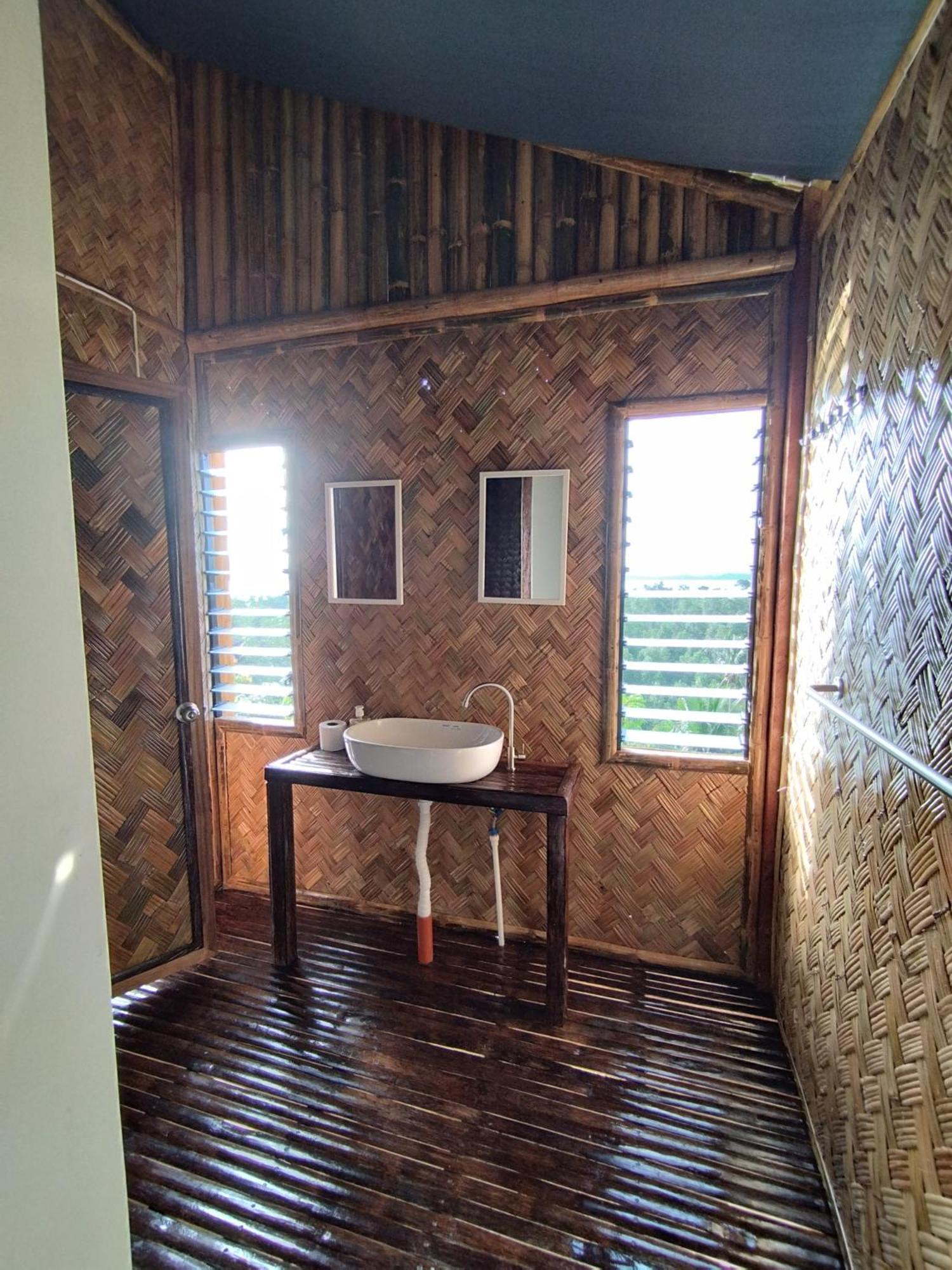 Ocean Green Eco Lodge Puerto Princesa Exterior photo