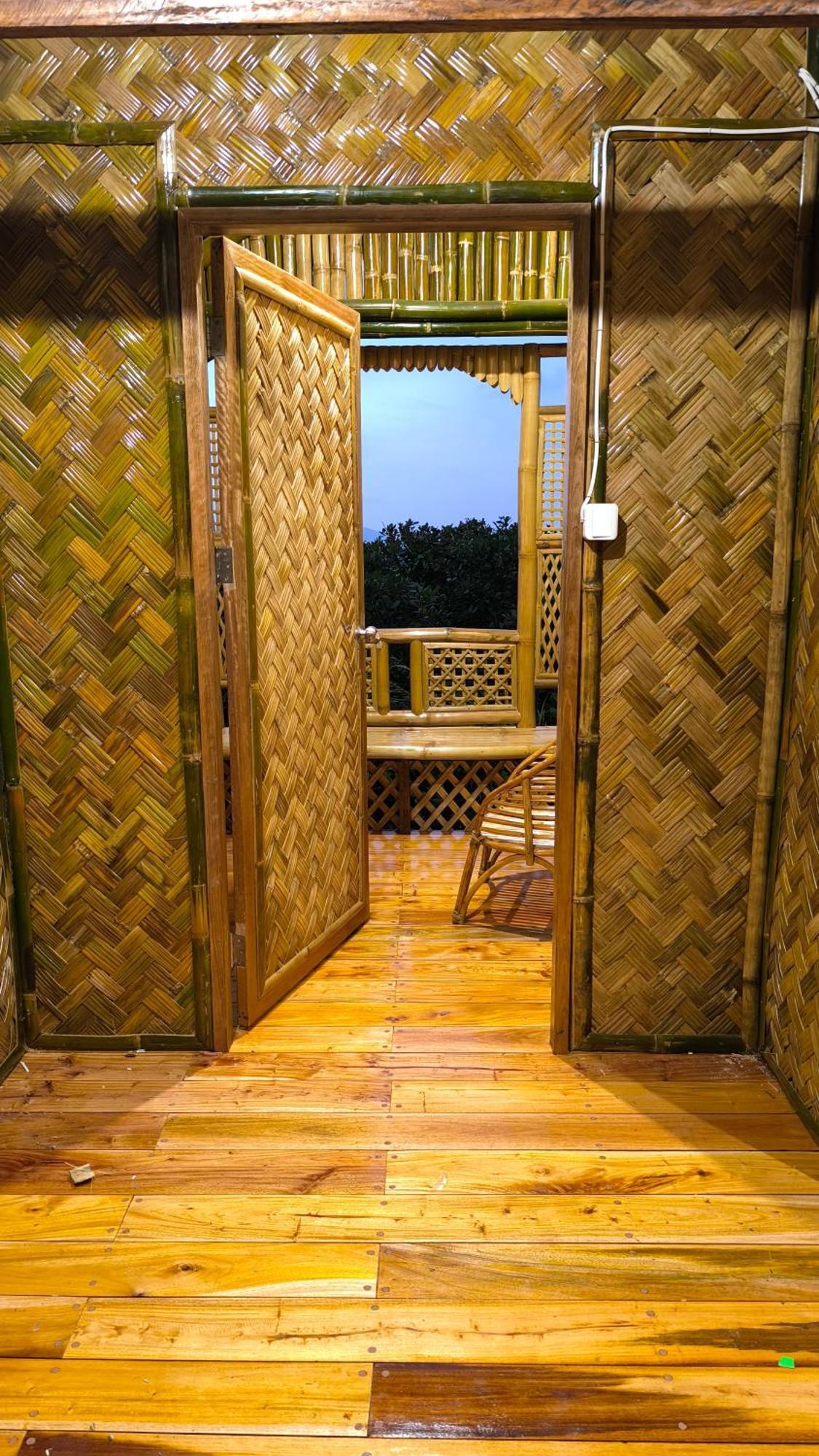 Ocean Green Eco Lodge Puerto Princesa Exterior photo